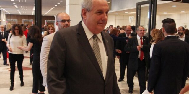 Τ. Κουΐκ: Ας μη μιλούν στη Γερμανία για εξοπλιστικά. Ξέρουμε το χορό από τις μίζες