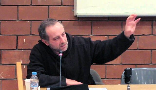 Λαπατσιώρας: Έπρεπε να επιλέξουμε την έξοδό μας στις αγορές ακόμη και με υψηλά επιτόκια, αντί των Μνημονίων