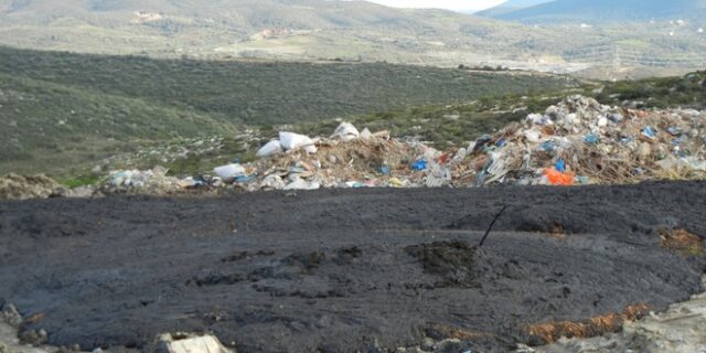 Λυματολάσπη καιγόταν σε εργοστάσιο στη Λάρισα επί 20 ημέρες και ο ιδιοκτήτης δεν άφηνε την Πυροσβεστική να την σβήσει!
