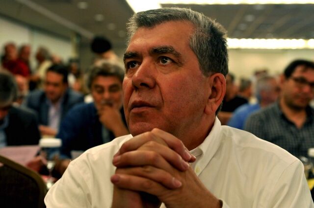 Μητρόπουλος: Ή συνεχίζουμε σε αδιέξοδες διαπραγματεύσεις ή ρωτάμε τον λαό πού πρέπει να πάμε