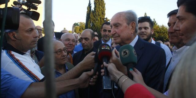 Και ο Κωνσταντίνος Μητσοτάκης στο Σύνταγμα για το Μένουμε Ευρώπη