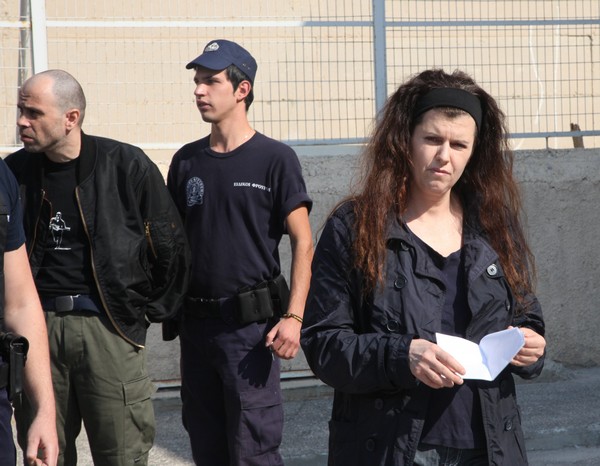 Κείμενο Πόλα Ρούπα: Η ελευθερία κατακτιέται μόνο με τα όπλα