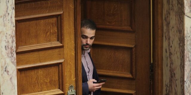 Σακελλαρίδης: Μονόδρομος οι κάλπες, αν δεν περάσουν τα μέτρα