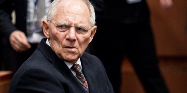 Σόιμπλε συννεφιασμένος: Δύσκολο να τα βρούμε μέχρι τη Δευτέρα