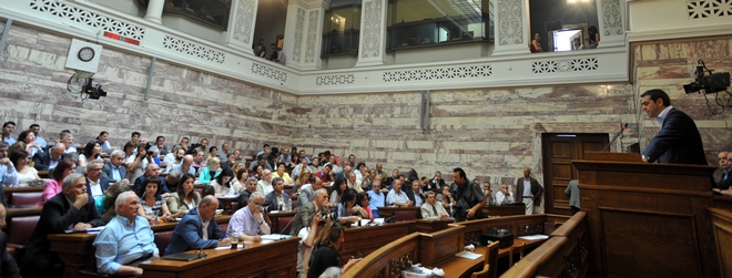 Η ώρα της κρίσης: Ποιοι βουλευτές του ΣΥΡΙΖΑ απειλούν να καταψηφίσουν
