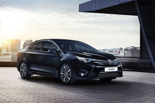 Επιβλητική και δυναμική σχεδίαση για το νέο Toyota Avensis