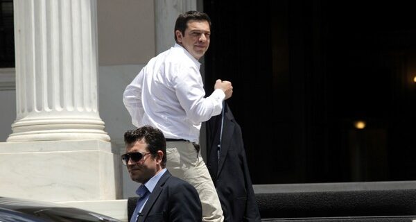 Crash test των δυο προτάσεων κάνει το Μέγαρο Μαξίμου