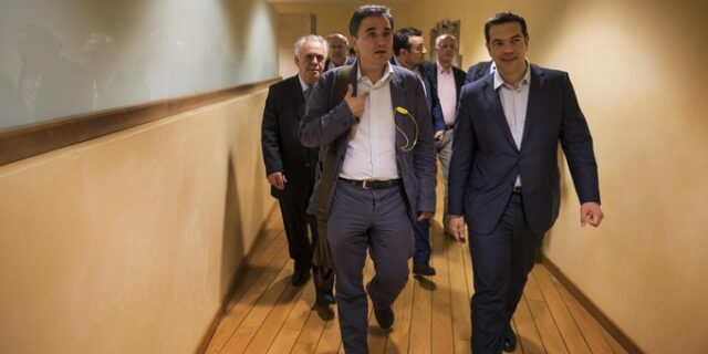 Τσίπρας: Μην υποτιμάτε πού μπορεί να φτάσει ένας λαός όταν αισθανθεί ταπεινωμένος
