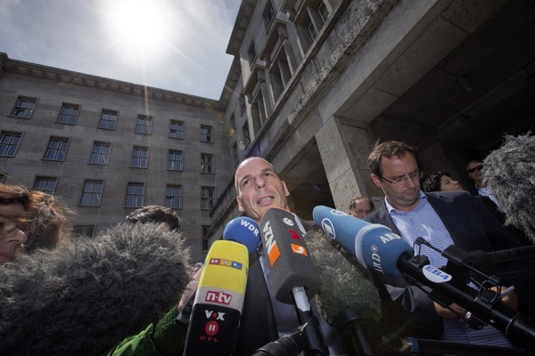 Eurogroup: Χαμένοι… στις προτάσεις Ελλάδα και δανειστές ενώ ο χρόνος εξαντλείται