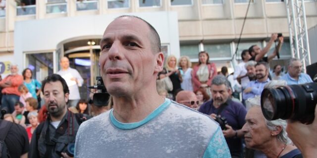 Βαρουφάκης: Σε μια νύχτα συμφωνία, αν είναι παρούσα η Μέρκελ