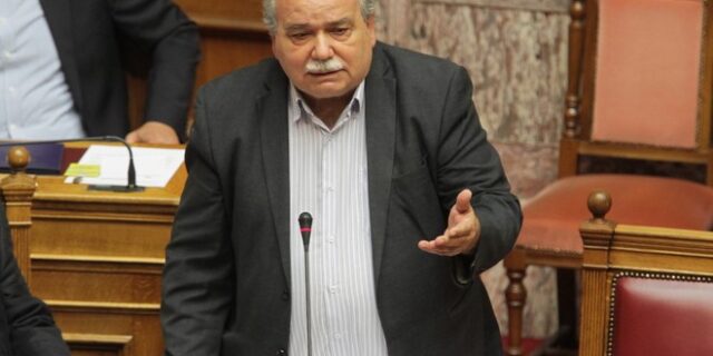 Βούτσης: παραμύθι ότι η Ελλάδα αρνήθηκε χρήματα για το προσφυγικό