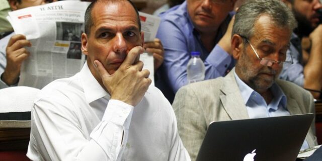 Βαρουφάκης: “Συνθήκη συνθηκολόγησης η συμφωνία”