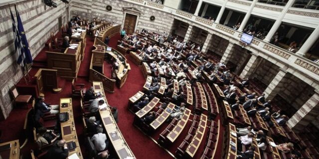 Γιατί τυπικά η κυβέρνηση δεν έχει χάσει τη δεδηλωμένη