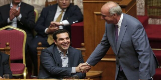 ΝΔ προς Τσίπρα: Όχι εκλογές για τα εσωκομματικά σου, βρες λύση μέσα στον Αύγουστο