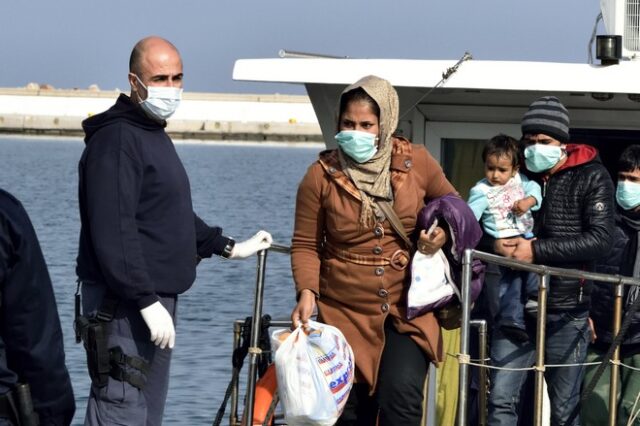 Στο Βόλο θα μεταφερθούν 26 παράτυποι μετανάστες που εντοπίστηκαν στη βραχονησίδα Γιούρα