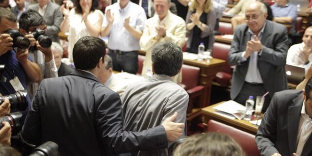 Άρχισαν τα όργανα στο ΣΥΡΙΖΑ με βουλευτές και στελέχη που παίρνουν αποστάσεις από την ηγεσία