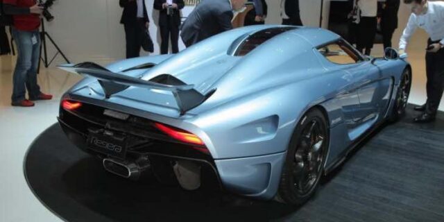 Ακούστε την Koenigsegg Regera να επιταχύνει από τα 50 στα 350 χλμ.
