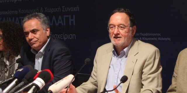 Λαφαζάνης: Φεύγω διαφωνώντας με μια πολιτική συμφωνία που αποφάσισε η κυβέρνηση αλλά θα είμαι παρών