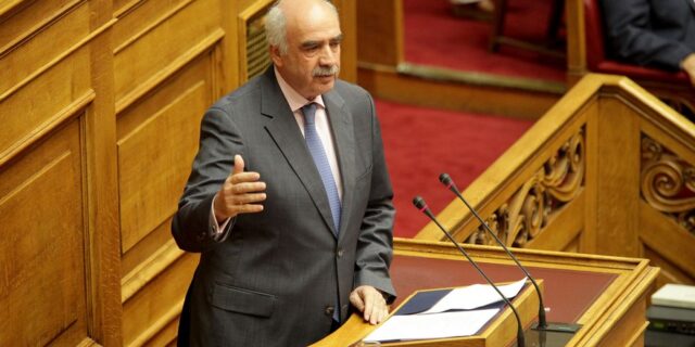 Ιδεολογική αντιπαράθεση με Τσίπρα και εσωκομματικά μηνύματα Μεϊμαράκη