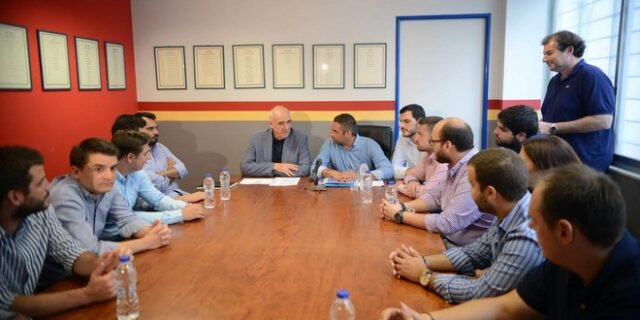 Ο Μεϊμαράκης βάζει ΟΝΝΕΔίτες στην πρώτη γραμμή