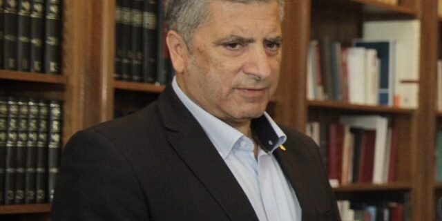 Και ο πρόεδρος της ΚΕΔΕ Γιώργος Πατούλης ζητά παραίτηση Σαμαρά