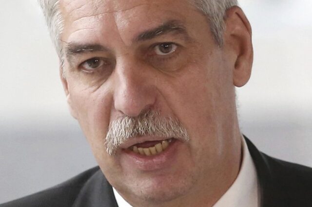 Χανς Γεργκ Σέλινγκ: Επείγουσα λύση για ρευστότητα στην Ελλάδα