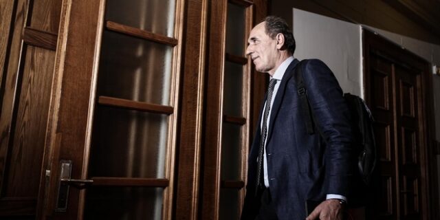 Σταθάκης: Άνοιγμα τραπεζών μετά την ψήφιση της συμφωνίας