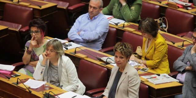 Επιστολή Κατριβάνου, Κουρεμπέ, Σταματάκη: Γιατί είπαμε ‘Ναι’ στην πρόταση της κυβέρνησης