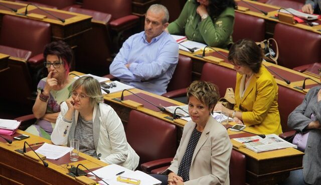 Επιστολή Κατριβάνου, Κουρεμπέ, Σταματάκη: Γιατί είπαμε ‘Ναι’ στην πρόταση της κυβέρνησης