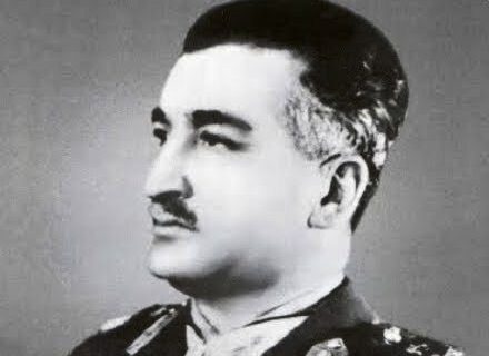 Μηχανή του Χρόνου: Ποιος ήταν ο θείος του Τσακαλώτου που “κράτησε” την Αθήνα στα Δεκεμβριανά