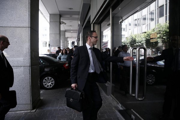 Χωρίς το ΔΝΤ έρχονται οι Θεσμοί. Με τον Χουλιαράκη θα διαπραγματεύονται