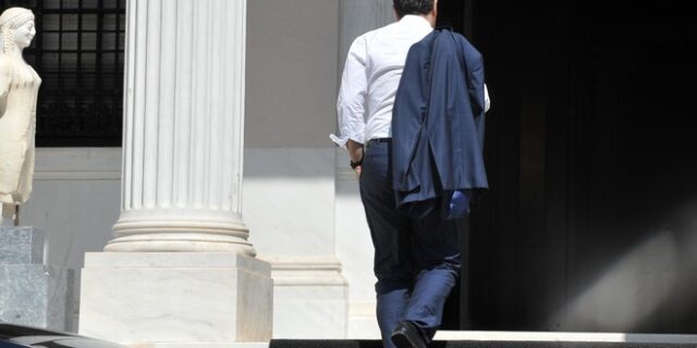 Έλληνες “φιλολαϊκοί” και Ευρωπαίοι σκληροί εναντίον της συμφωνίας: Η πλέον ανίερη συμμαχία