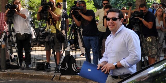 Εσωτερικό δημοψήφισμα ετοιμάζουν στον ΣΥΡΙΖΑ