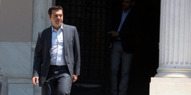 Απόφαση Τσίπρα: Τέλος το αφορολόγητο για βουλευτές. Μείωση αποδοχών στους υπουργούς