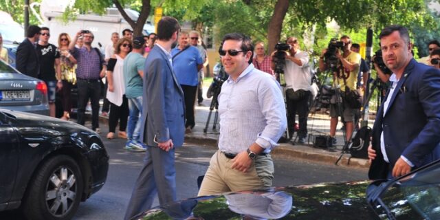 Στην Κεντρική Επιτροπή οι τελικές αποφάσεις για τον ΣΥΡΙΖΑ. Πρόταση για εσωκομματικό δημοψήφισμα