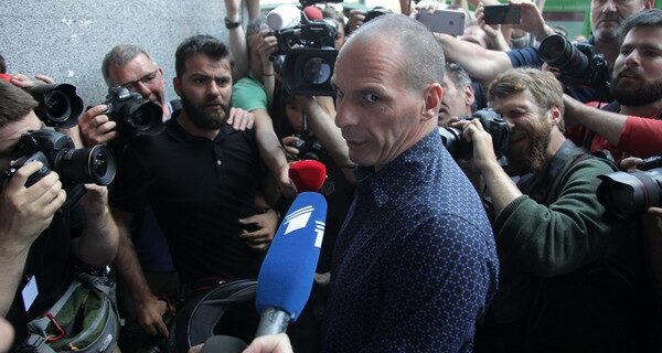 Στη Βουλή οι μηνύσεις κατά Βαρουφάκη