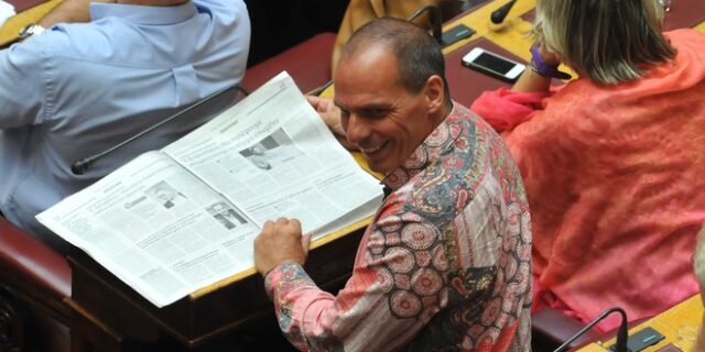 Πουκάμισο Βαρουφάκη: Αυτή η στιλιστική ψυχεδέλεια