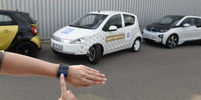 ZF Smart Urban Vehicle concept. Παρκάρει …κάθετα