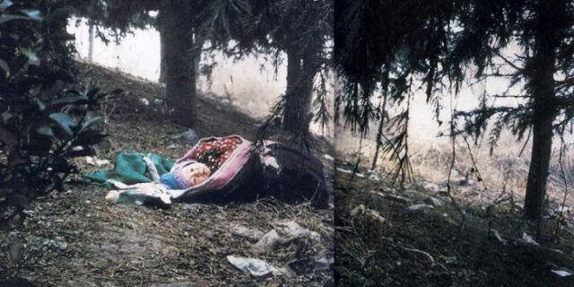 Μηχανή του Χρόνου: Η φωτογραφία με το εγκαταλελειμμένο βρέφος στην Κίνα που σόκαρε τη Δύση