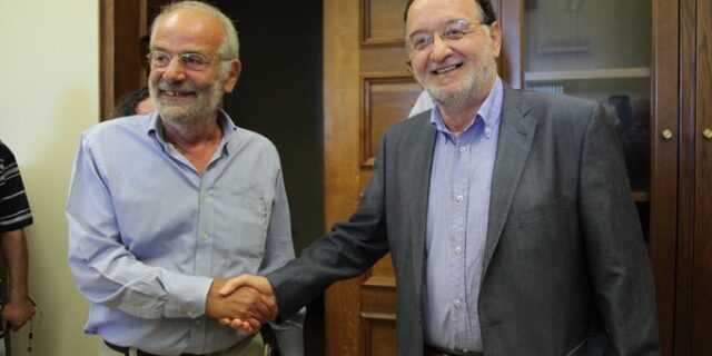 Αλαβάνος: Οι βουλευτές του ΣΥΡΙΖΑ που ψήφισαν 3ο μνημόνιο έχουν ίδια ευθύνη με τον Τσίπρα