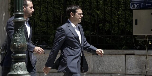 Η προσοχή του Μαξίμου στραμμένη σε Διαπραγμάτευση και Συνέδριο