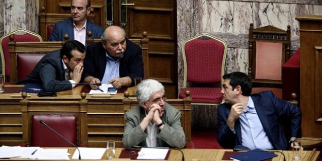 Ποιοι είναι οι εκλογικοί σχεδιασμοί του Μαξίμου