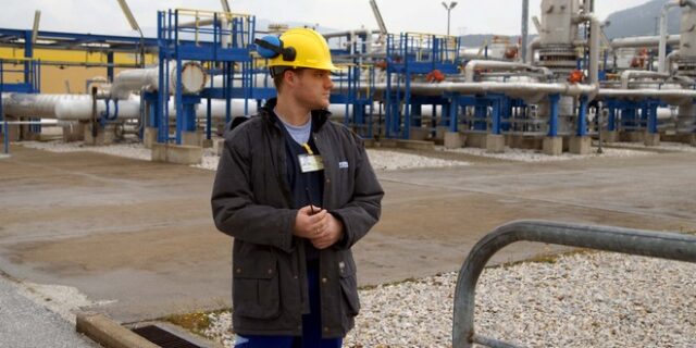 Ανοίγει ο δρόμος για τη μεταβίβαση του 66% του ΔΕΣΦΑ στη Socar