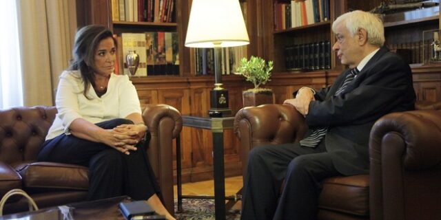 Παυλόπουλος σε Μπακογιάννη: Η Ευρώπη φαίνεται να ξεχνά ότι τα ελληνικά σύνορα είναι και ευρωπαϊκά