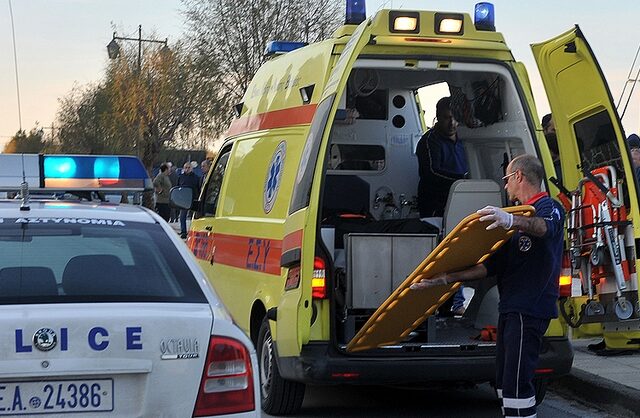 Τροχαίο με εγκατάλειψη στη Βασιλίσσης Σοφίας. Δύο τραυματίες