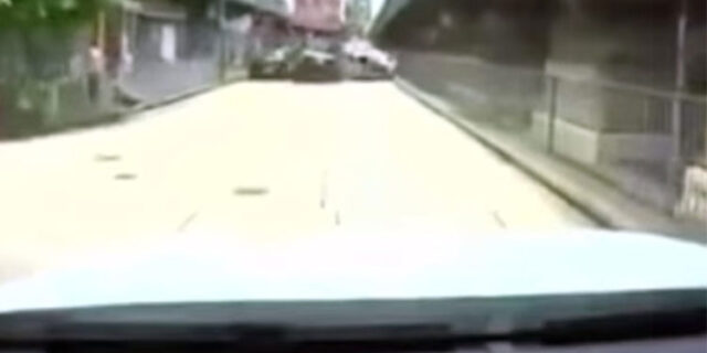 Βίντεο. Ferrari που τρέχει με υπερβολική ταχύτητα τρακάρει πάνω σε μίνιβαν