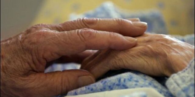 Απίστευτο περιστατικό στο Μεσολόγγι: Βίασε την κατάκοιτη 91χρονη μητέρα του κολλητού του!
