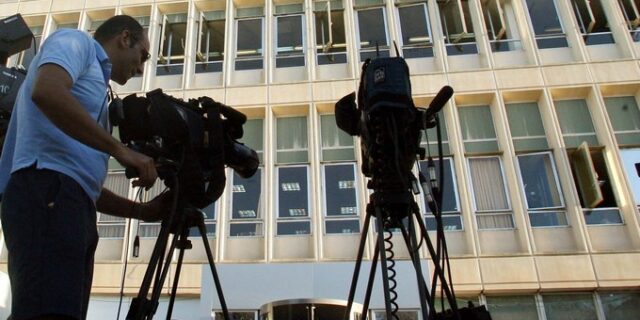 Διαφώνησαν στη διακομματική για τον τηλεοπτικό χρόνο