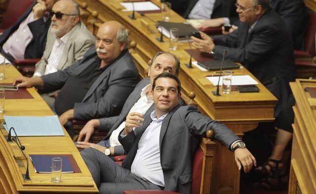 Η εβδομάδα των εκπλήξεων μετά το Μνημόνιο 3