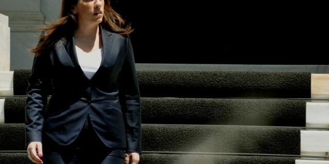Κωνσταντοπούλου: Δεν υπάρχει ″απελθούσα πρόεδρος″, αλλά απελθούσα κυβέρνηση